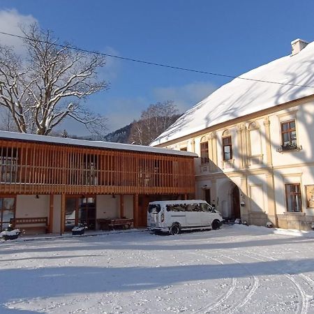 Apartment Ve Mlyne Teplice nad Metují エクステリア 写真