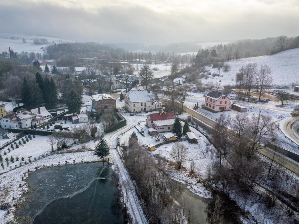 Apartment Ve Mlyne Teplice nad Metují エクステリア 写真