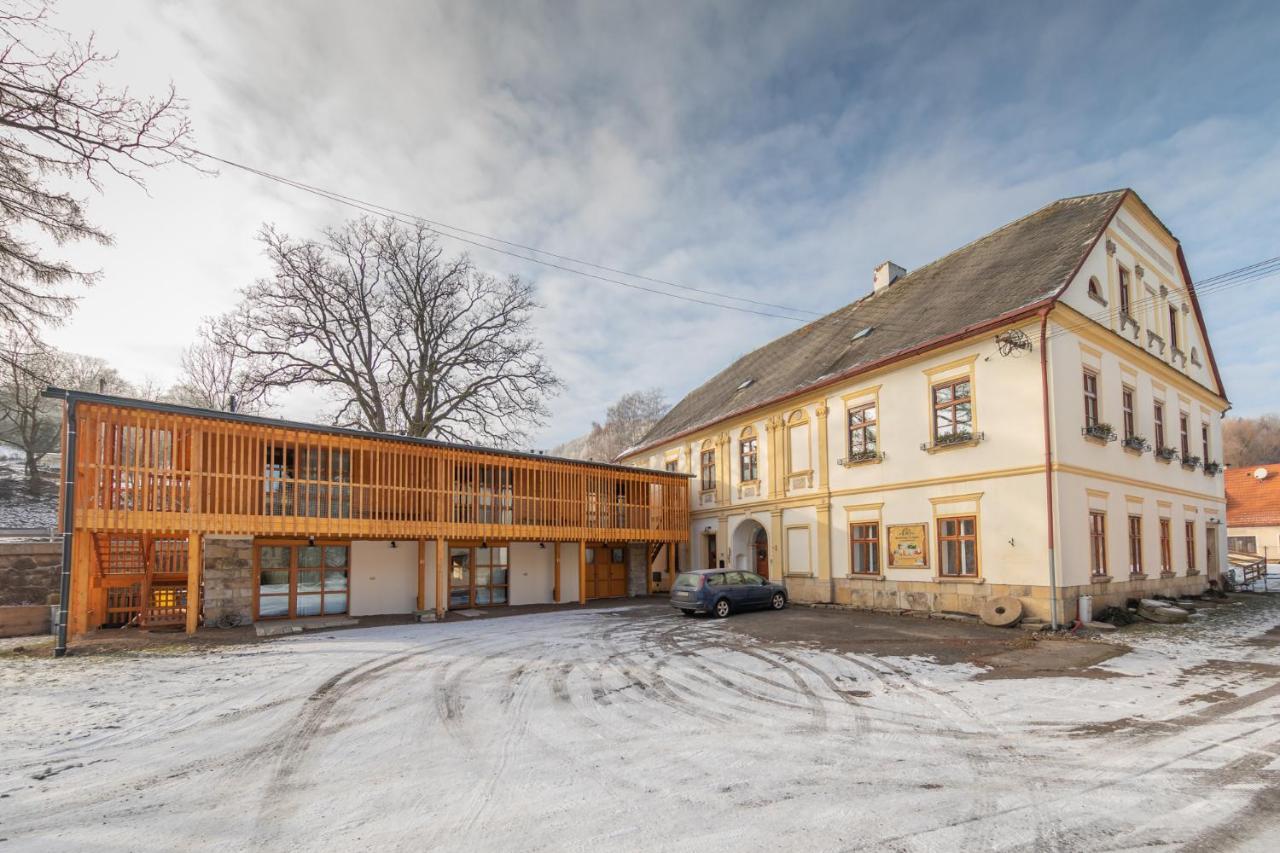 Apartment Ve Mlyne Teplice nad Metují エクステリア 写真