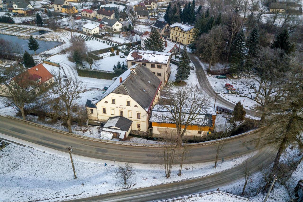 Apartment Ve Mlyne Teplice nad Metují エクステリア 写真